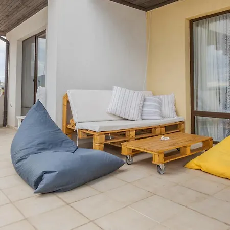 Lovely 3bd Flat With Parking And Sea View By Flаt Manаger Cernomoreț