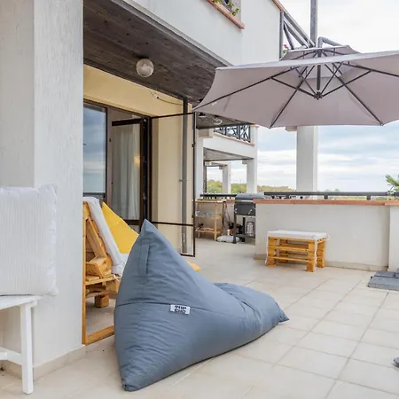 Lovely 3bd Flat With Parking And Sea View By Flаt Manаger Apartament Czernomorec