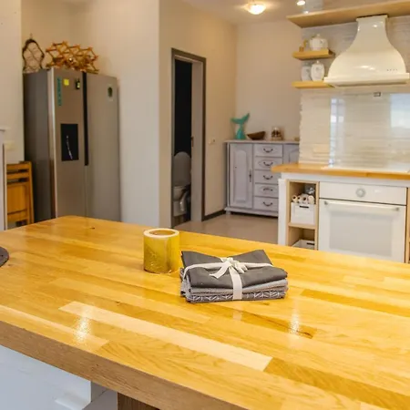 Lovely 3bd Flat With Parking And Sea View By Flаt Manаger Apartament *