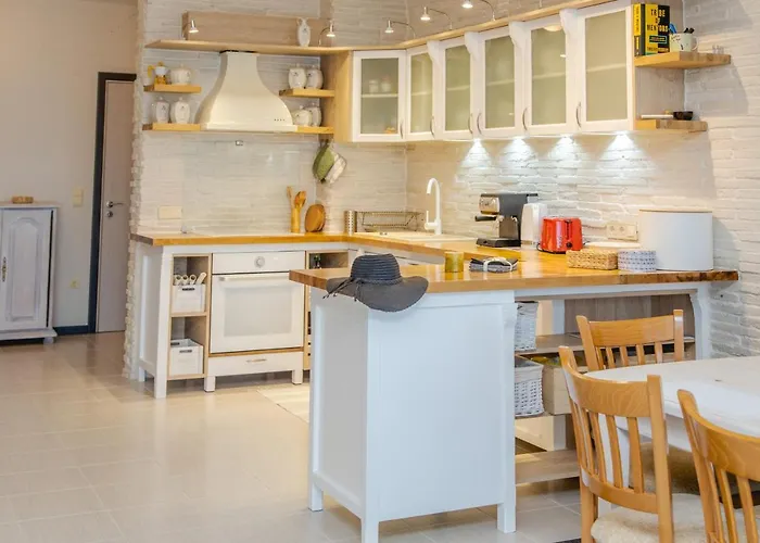 Lovely 3bd Flat With Parking And Sea View By Flаt Manаger Apartamento *