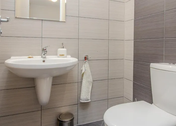 Apartamento Lovely 3bd Flat With Parking And Sea View By Flаt Manаger *