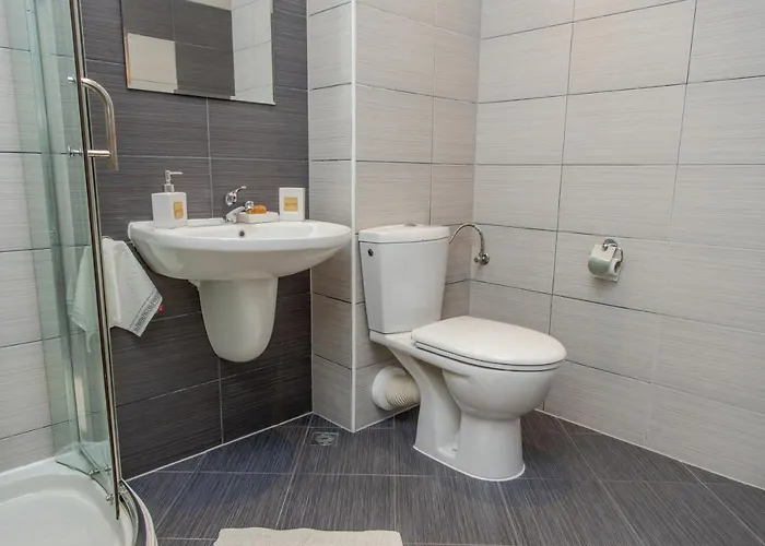 Apartamento Lovely 3bd Flat With Parking And Sea View By Flаt Manаger *