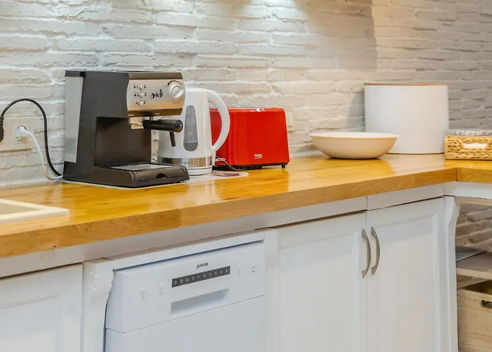 Lovely 3bd Flat With Parking And Sea View By Flаt Manаger Apartamento