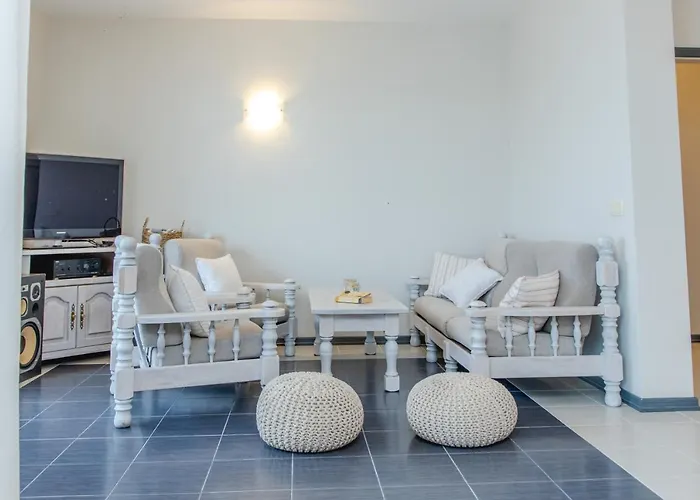 Lovely 3bd Flat With Parking And Sea View By Flаt Manаger Chernomorets